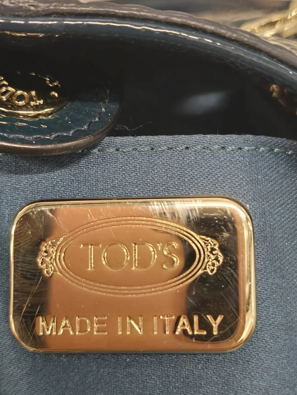 TOD'S  Quilted‎ Patent Leather Chain Tote shoulder bag